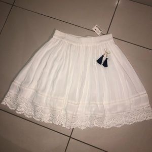 NEW!! White skirt